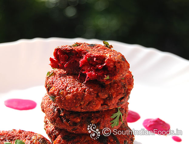 Easy beetroot lentil fritters