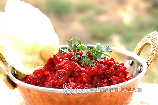 Muttaikose moong dal kootu