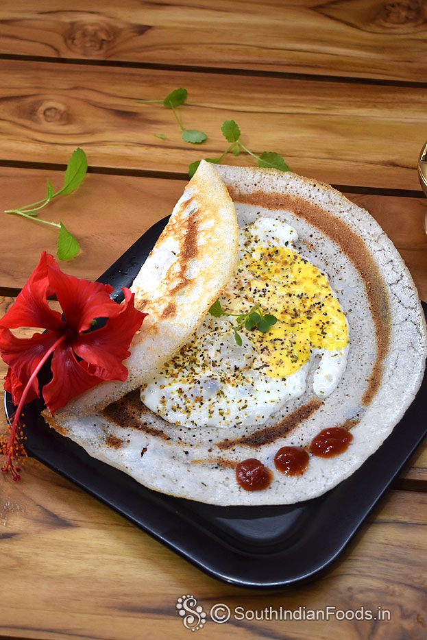 2-ingredient muttai dosai