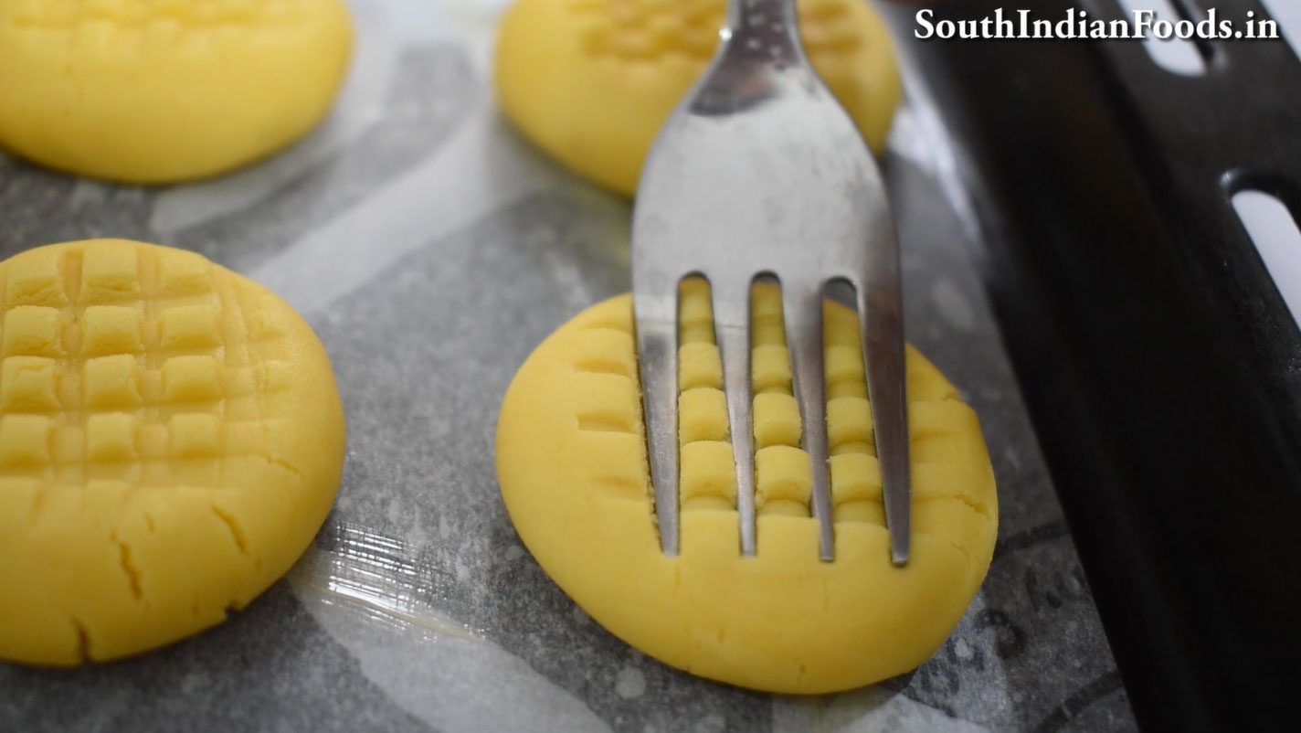 Eggless custard butter cookies