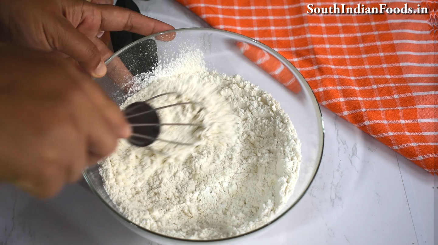 Eggless condensed milk cupcake