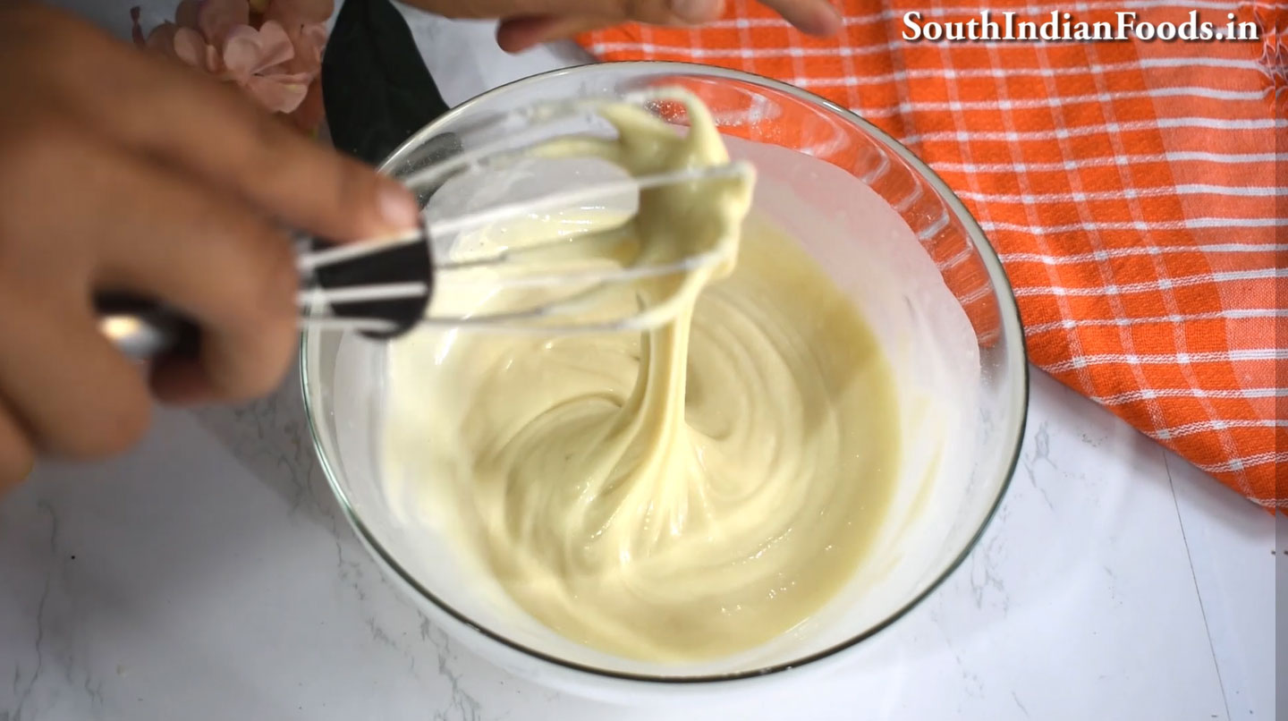Eggless condensed milk cupcake