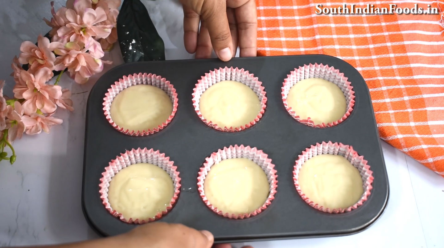 Eggless condensed milk cupcake