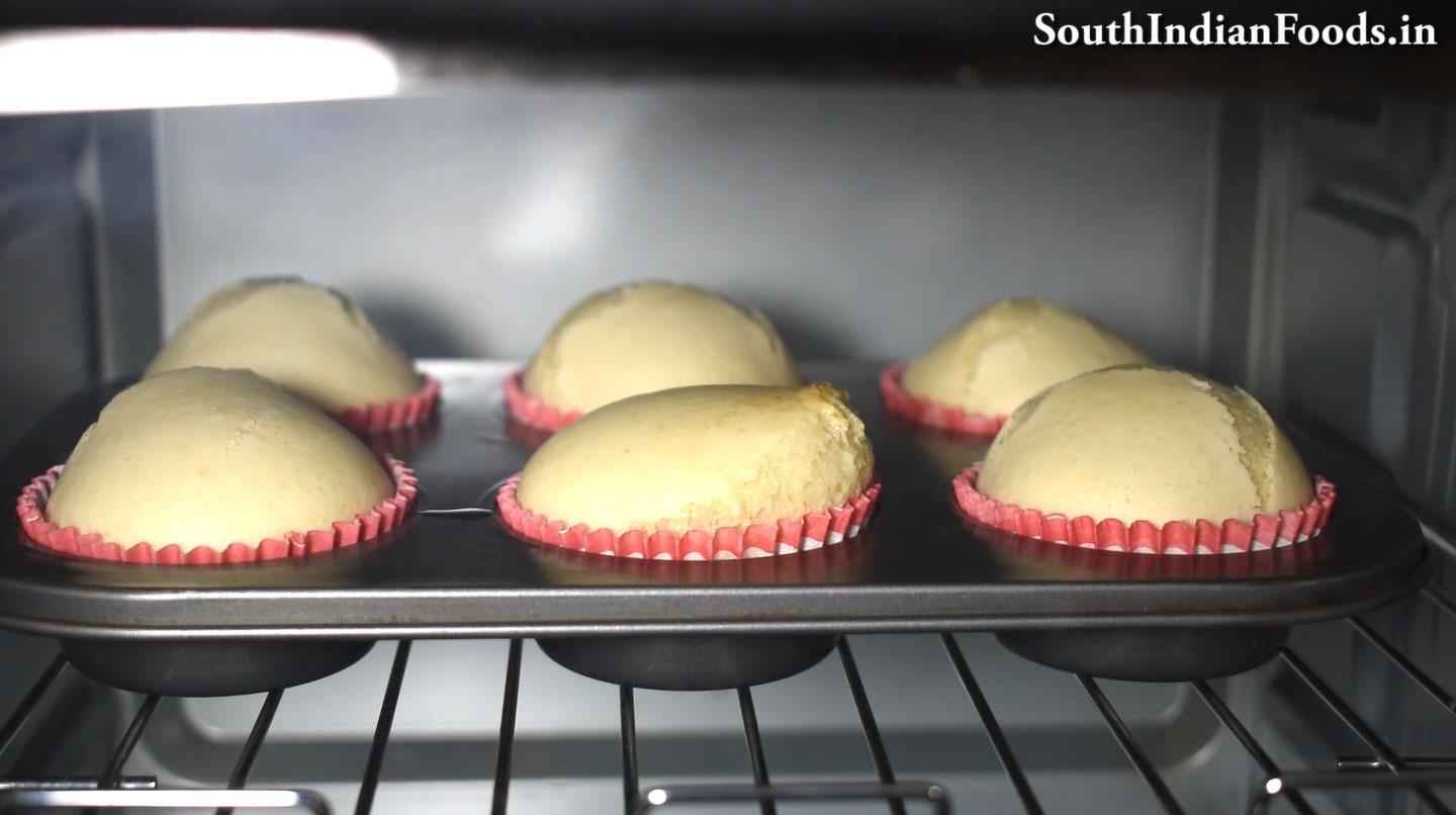 Eggless condensed milk cupcake