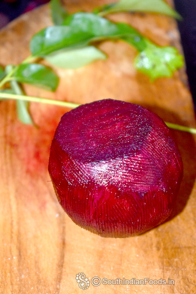 Peel off beetroot