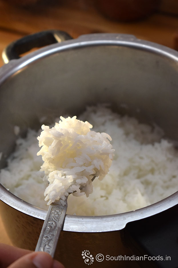 Kolam rice-How to cook perfectly in pressure cooker & open pan-How to ...