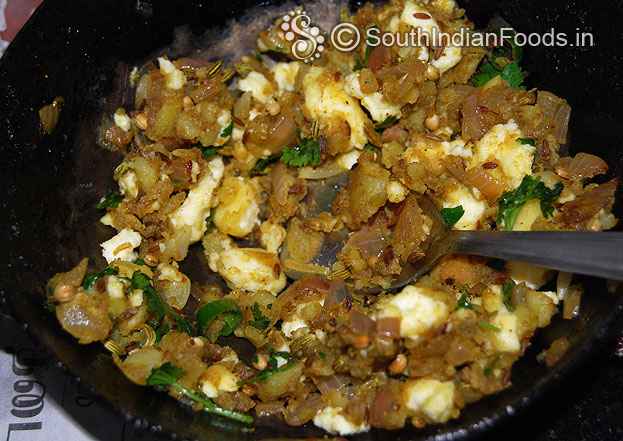 Aloo paneer stuffing