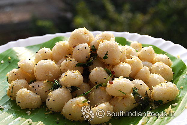 Spicy mini kozhukattai