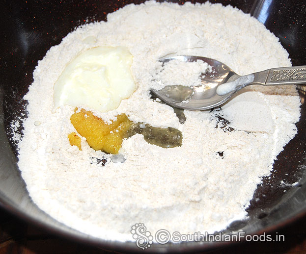 Add ghee, curd, oil mix well