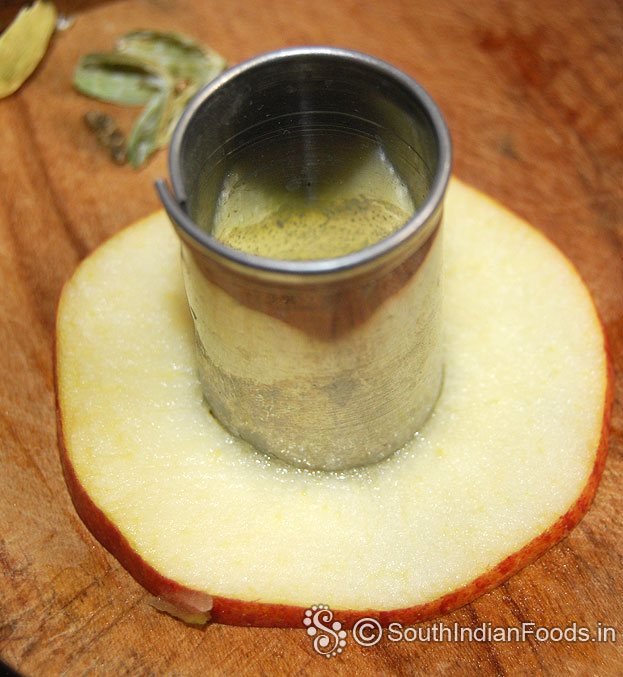 Remove center part or apple rings