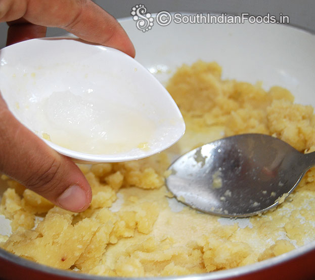 Add ground almond, coconut oil mix well