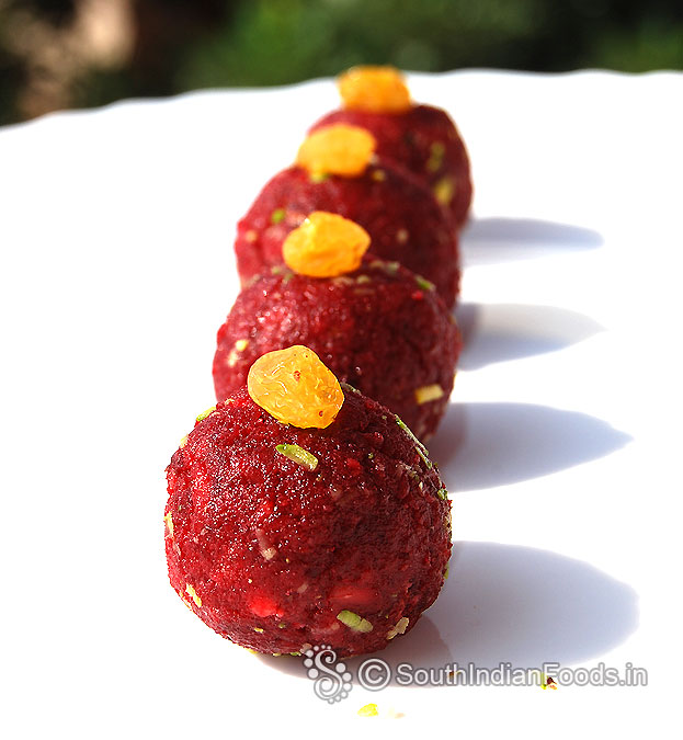 Ghee roast nuts & raisins