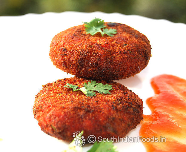 Crispy beetroot tikki