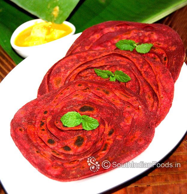 Serve hot with paneer butter masala or any gravy