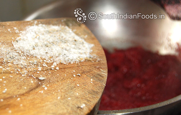Remove lid after 4 min. We can see the beetroot rava kesari texture