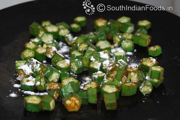 Add rice flour, saute till crisp