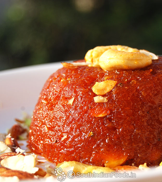 Gajar jaggery halwa