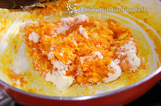 Mix well milk powder with carrot without lumps