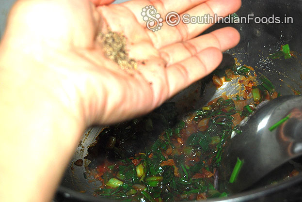 Add pepper powder & water mix well