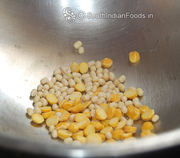 Heat pan add urad dal, bengal gram