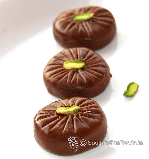 Instant chocolate peda