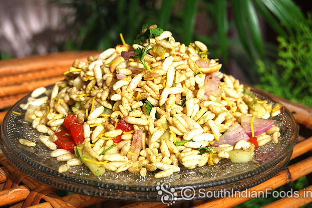Puffed rice chat ready