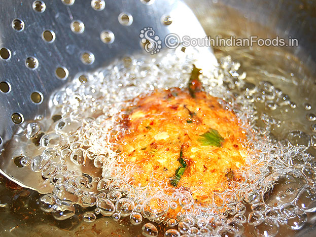 Perfectly fried vada. In this stage take it out from oil