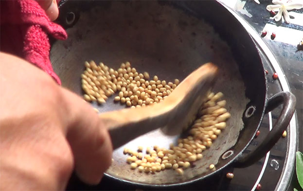 Roasted urad dal ready, transfer to plate let it cool