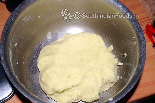 kuih keria dough