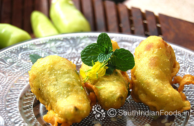 Potato stuffed chilli bajji