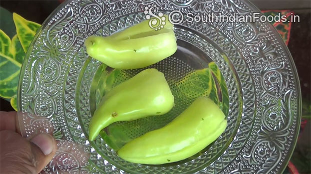 Slit & remove chilli seeds