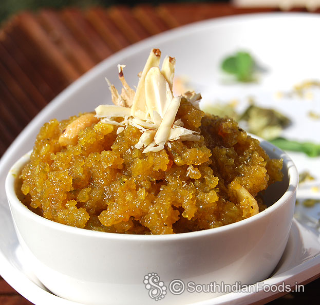 Green moong bean halwa