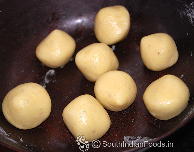Make lemon size balls