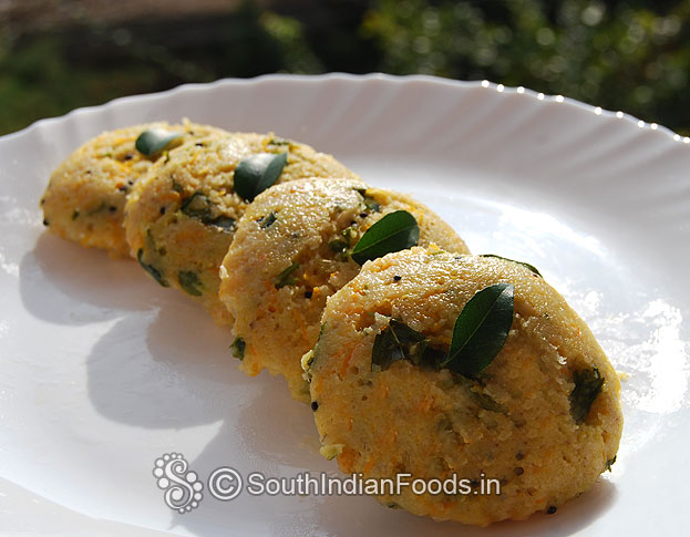 Instant oats rava idli is ready, serve hot with chutney