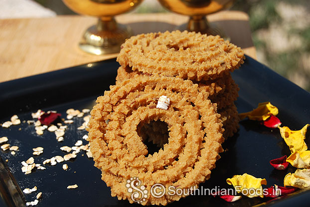 Oats murukku