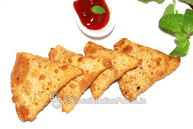 Serve hot with tomato sauce