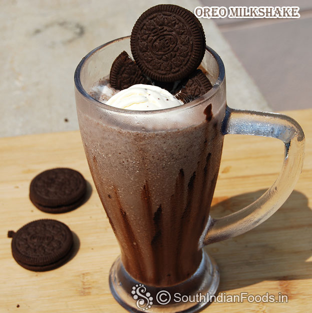 Oreo milkshake with ice cream