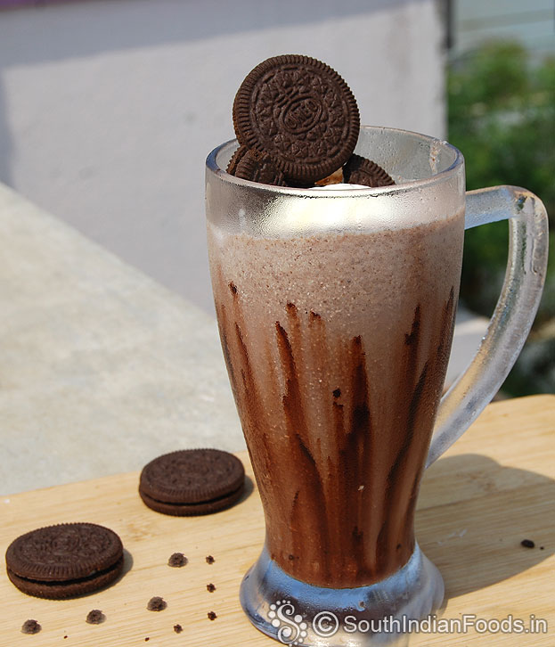 Perfect oreo milkshake