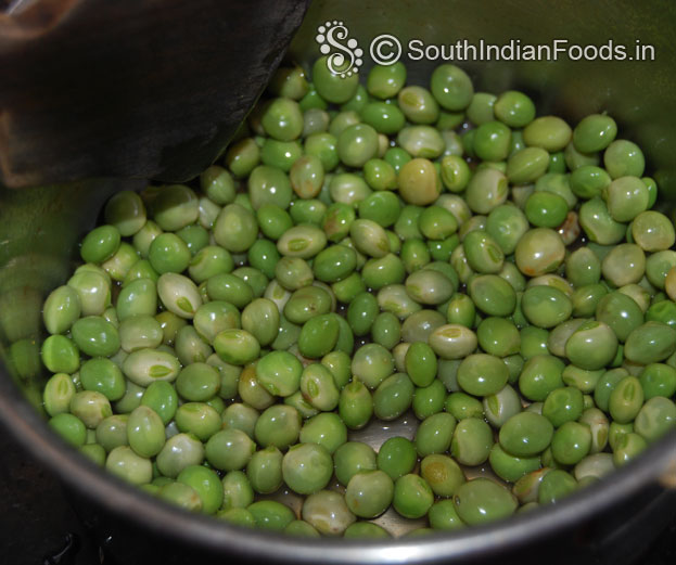 Pattani dried green peas