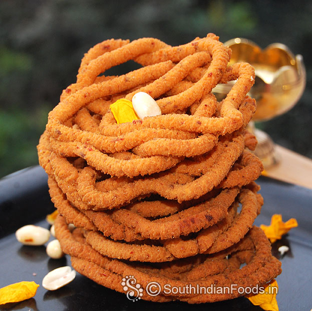 Groundnut murukku