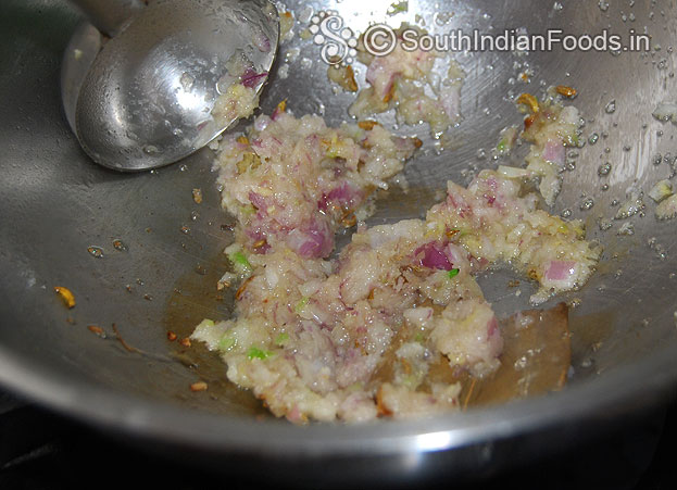 Heat oil & ghee add cumin, bay leaf fry then add onion paste, ginger, garlic & green chilli paste saute well