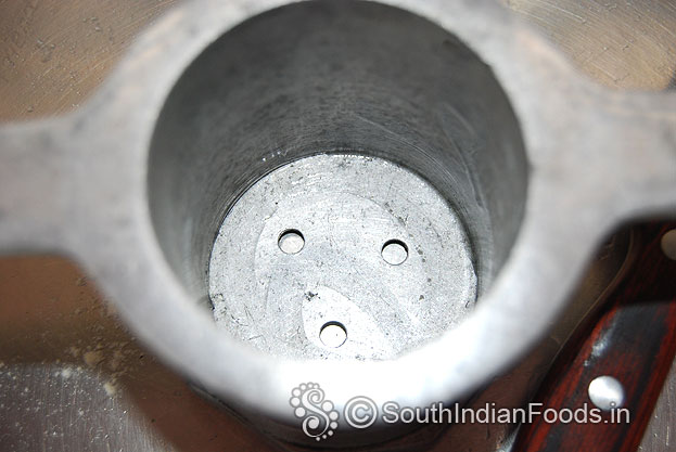 Take murukku kuzhal