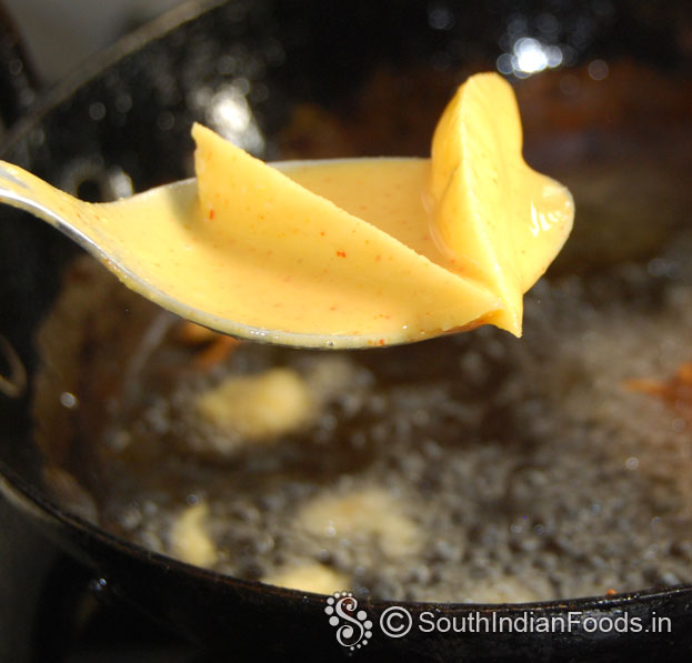 Heat oil drop potato wedges