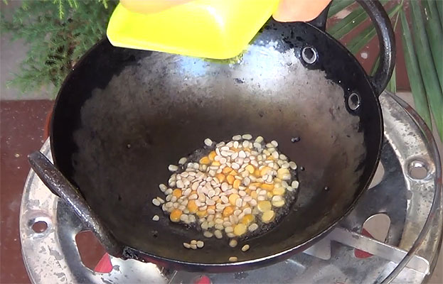 Add chana dal, urad dal
