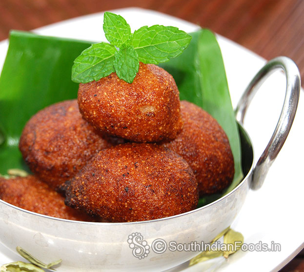 Semolina sweet appam