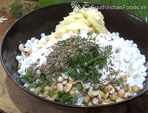 add cumin seeds[jeera]