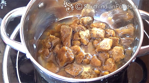 Add water, let it dissolve & boil for 3 min