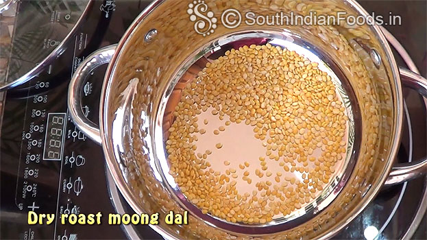 Dry roast moong dal