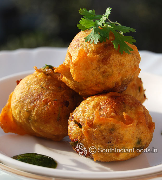 Schezwan Batata Vada