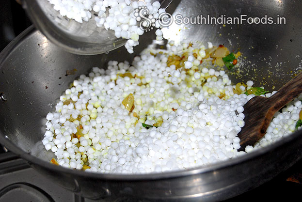 Add sabudana mix well